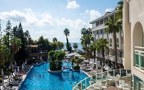 Side Star Beach Hotel